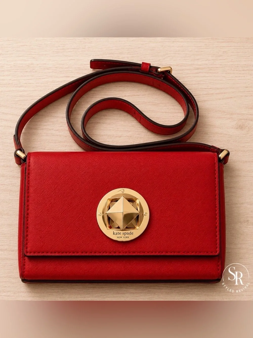 Kate Spade Newbury Lane Sally Red Saffiano Leather Crossbody Bag Gold EUC